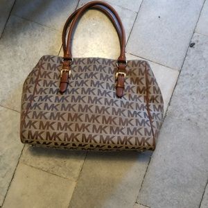 Beige Michael Kors Purse With Tags